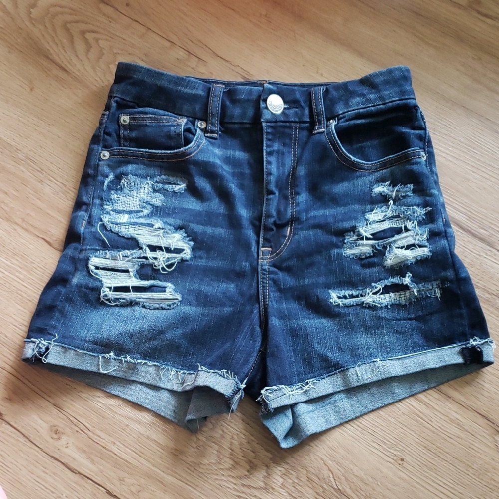 American Eagle Distressed Denim Shorts Size 2